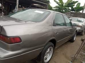 A picture of SHARP TOYOTA CAMRY TINY LIGHT Sound engine Smooth gear AC