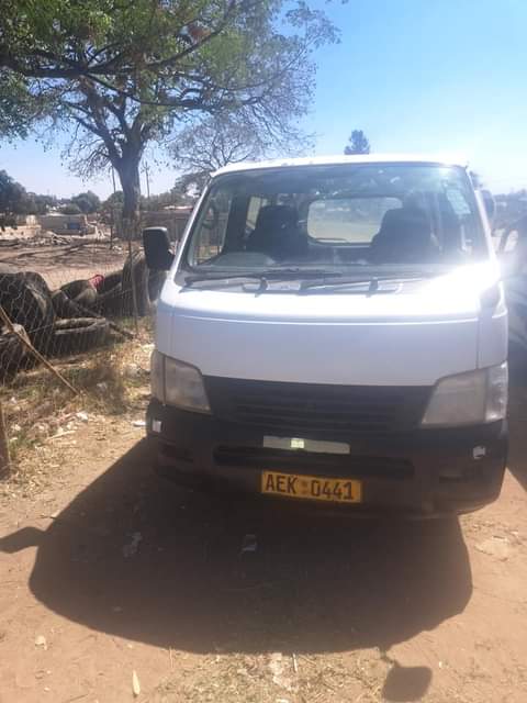 used nissan caravan