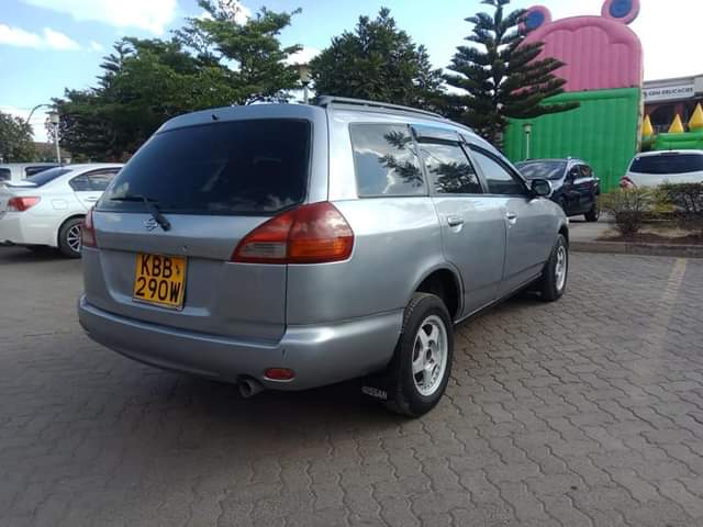 nissan wingroad