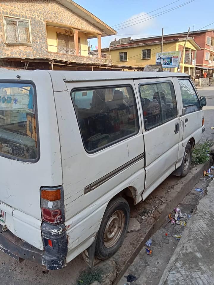 A picture of Mitsubishi bus for sale at affordable price