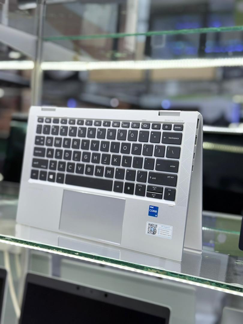 A picture of HP Elite book 1030G7