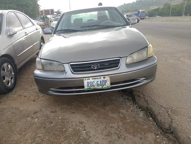 A picture of Toyota Camry 2002 model everything is perfect