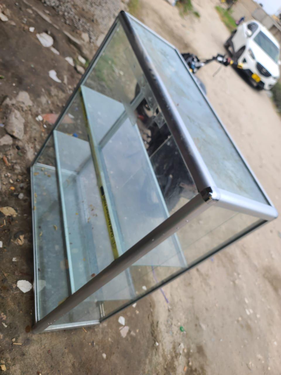 A picture of Kabati la aluminium