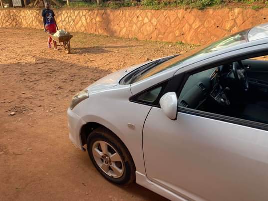 A picture of Toyota wish 22m
