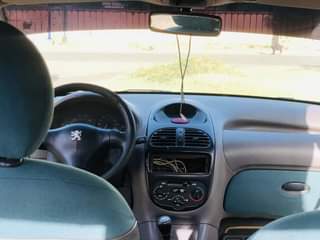 A picture of Peugeot 206
