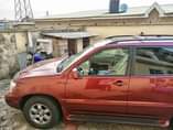 A picture of Toyota highlander 2007 model toks standard