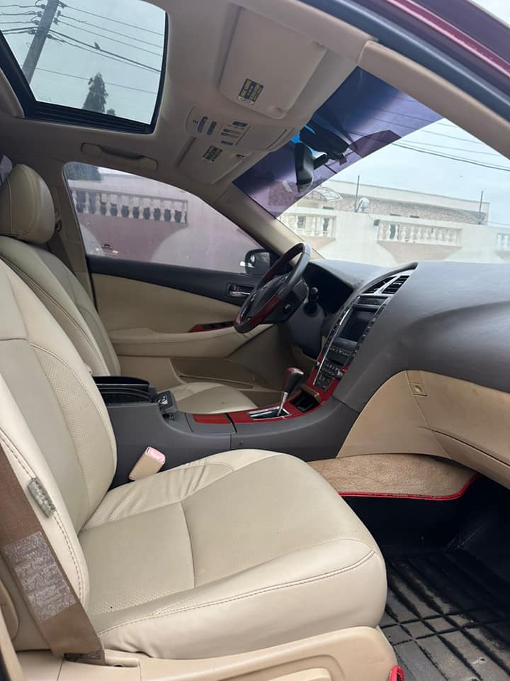 A picture of Good Deal Reg Lexus ES350 2009 Untouched Engine Gear Wine