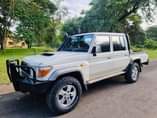 A picture of Toyota landcruiser 2013