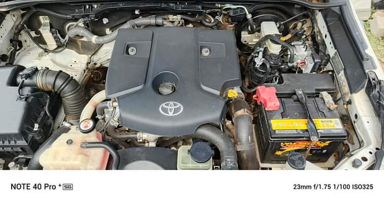 A picture of TOYOTA HILUX 2020