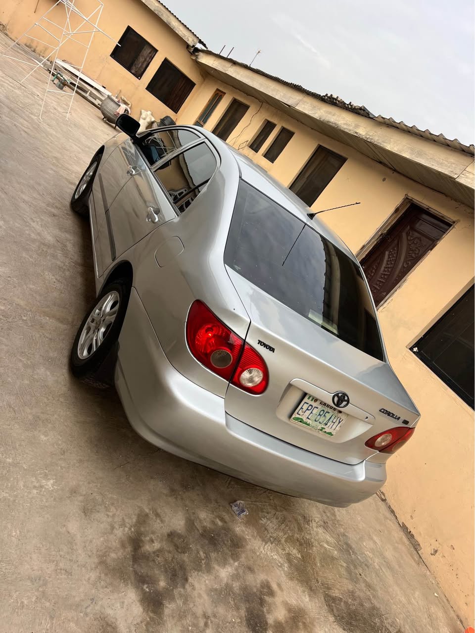 A picture of 07 Toyota Corolla LE