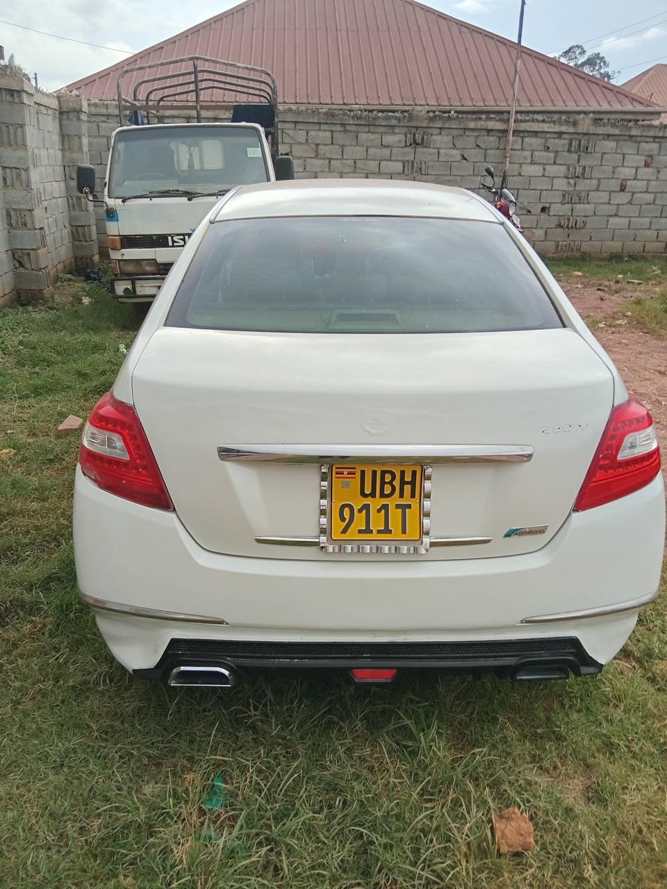 A picture of 2008 Nissan teana at 8 8m nissan teana 2008 at