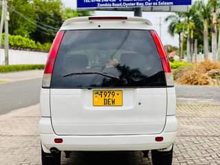A picture of TOYOTA NOAH SR 40