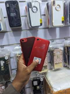 A picture of OPPO A83