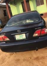 A picture of Lexus ES330