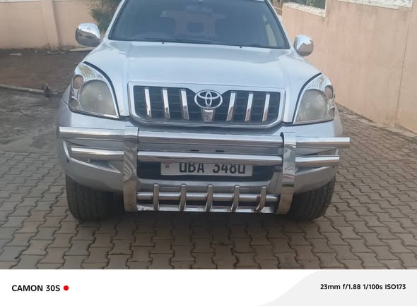 A picture of Land cruiser prado