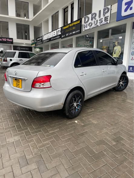 A picture of 2007 Toyota belta