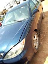 A picture of 2004 TOYITA CAMRY