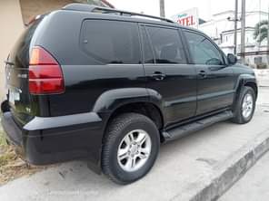 A picture of FIRST BODY LEXUS GX470 2004 model Engine super SHARP GEAR
