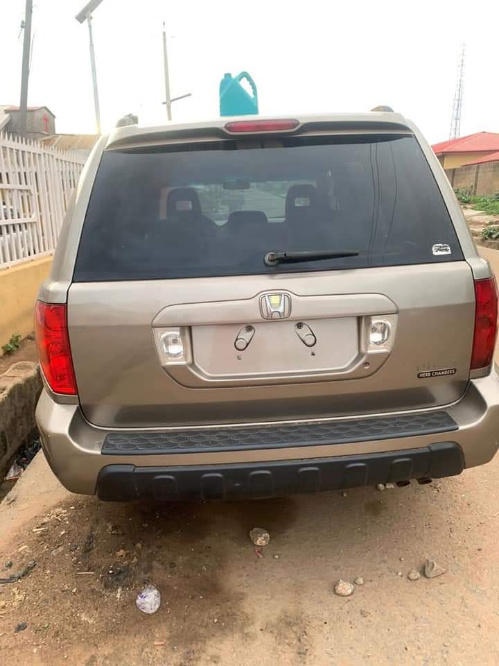 A picture of Toks STD Honda pilot 05