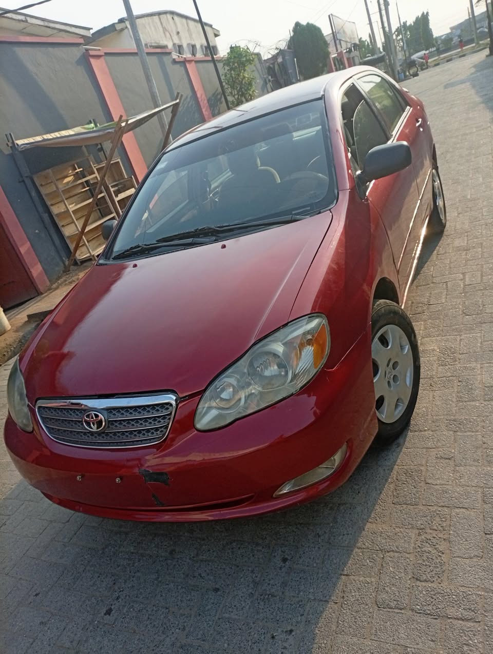 A picture of Toyota Corolla 04