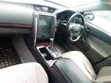 A picture of Toyota Mark X Premium 2014 model