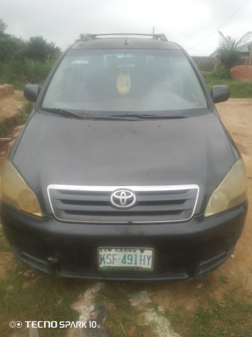 A picture of Toyota Avensis