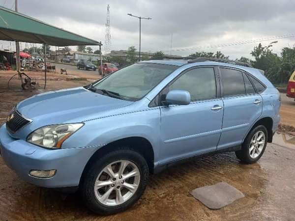 A picture of CLASSIC TRUST AUTO DIRECT CAR Ajaabale Untouch Chacha Registered Lexus