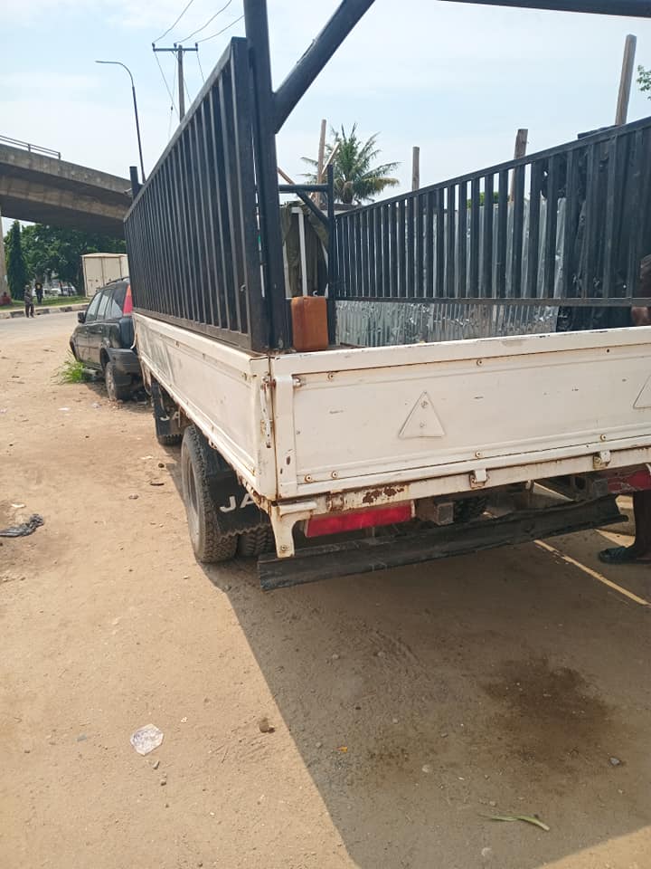 A picture of Jac truck 6 tyre