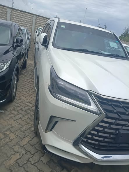 lexus