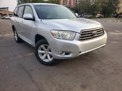 A picture of Reg Nigeria use toyota highlander 2008 sport Price 8 8m