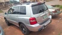 A picture of 2004 Toyota Highlander