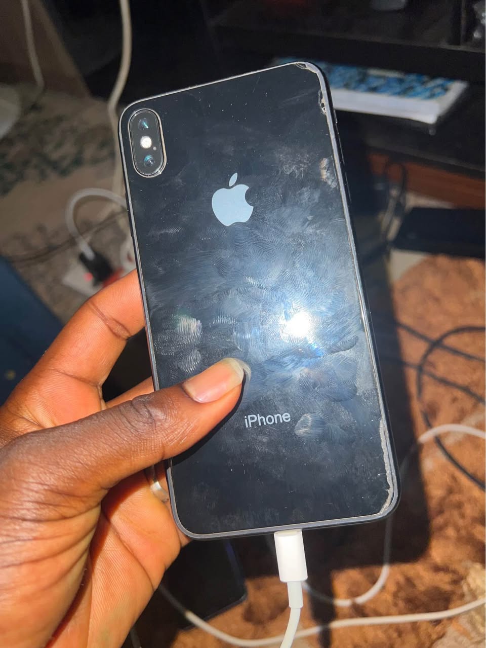 A picture of iPhone XS Max 256gb no Face ID