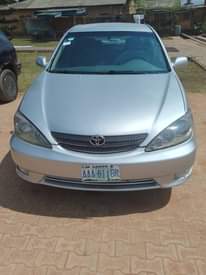 A picture of Toyota Camry 04
