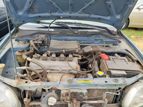 A picture of Nissan micra 09063393963
