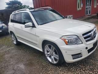 A picture of GLk350 2012 model