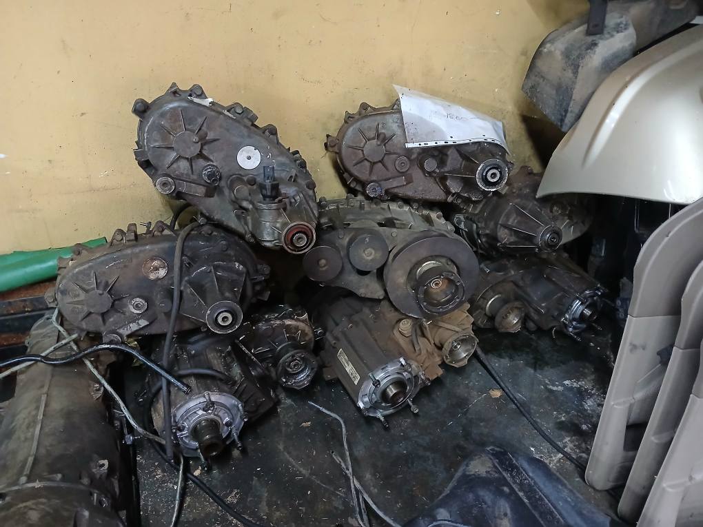 v8 cars