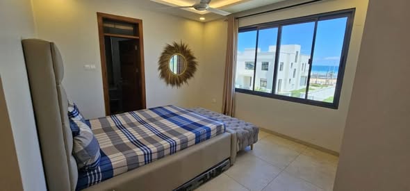 A picture of 3 beds 4 bath Apartment