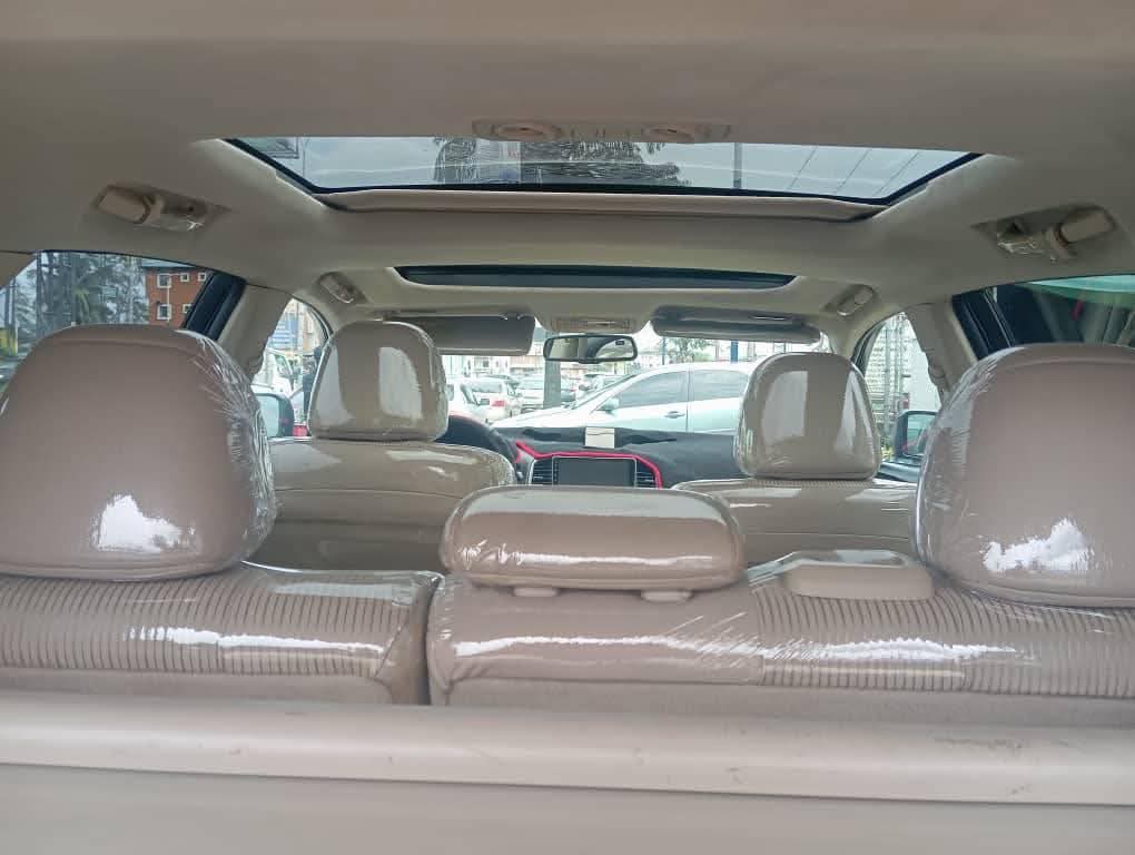 A picture of 2010 TOYOTA VENZA FULL OPTION panoramic roof thumbstart