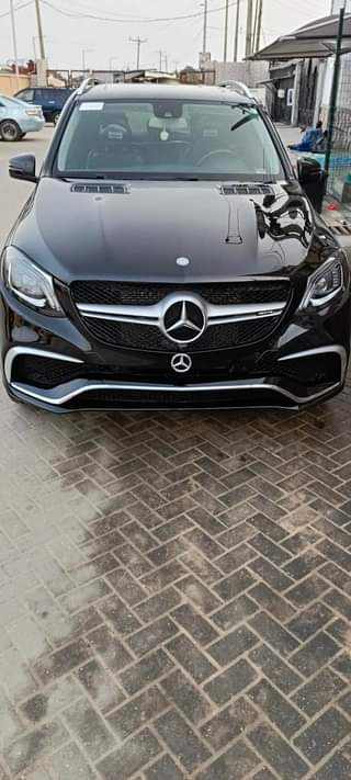 A picture of Less than 6months used 2012 ml350 4matic upgraded to 2019