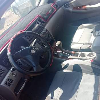 A picture of 2004 Toyota 2004 Sedan