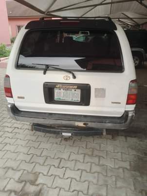 A picture of 1999 First Body Toyota 4Runner