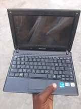 A picture of Samsung min laptop