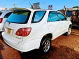 A picture of Toyota Harrer