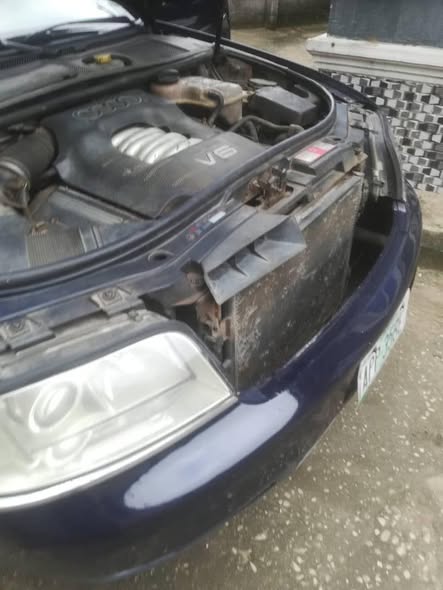 A picture of 2012 Passat salon volkswagen passat