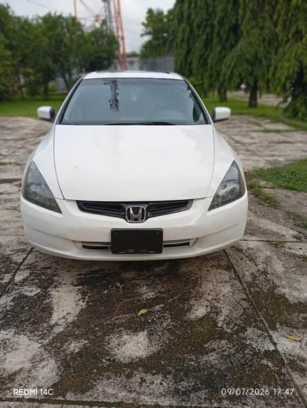 A picture of Absolutely nothing to fix on this Distress Honda accord Price