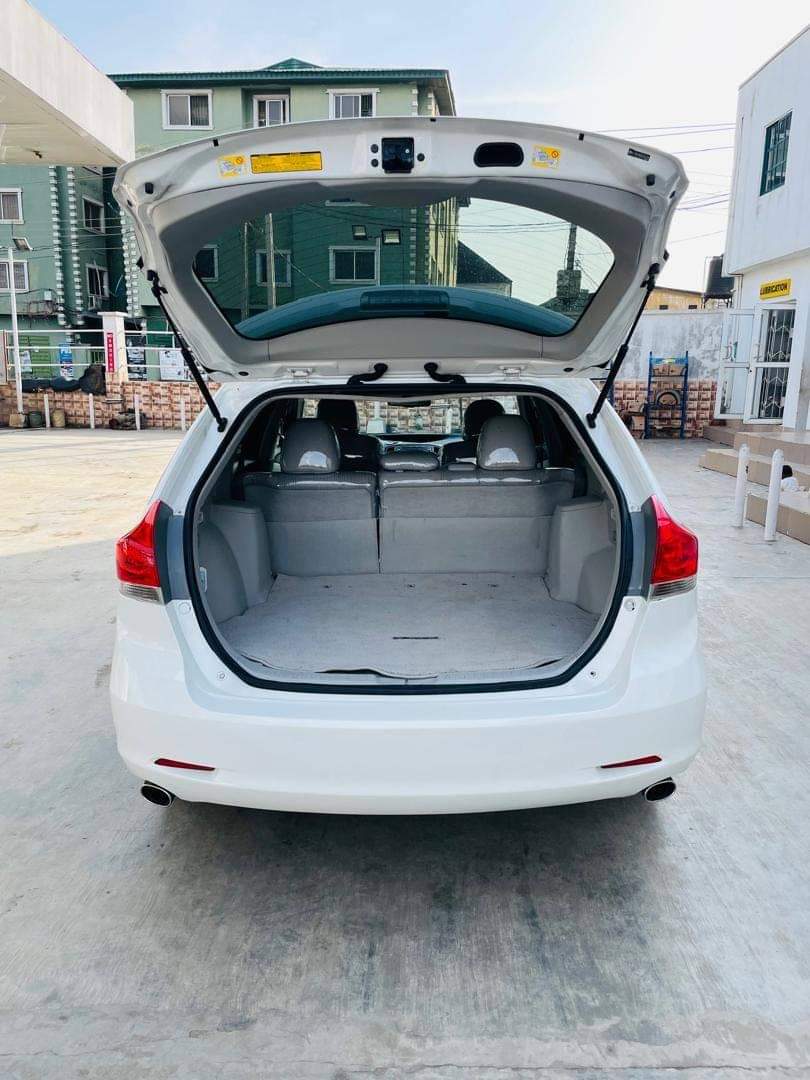 A picture of 2011 Toyota venza
