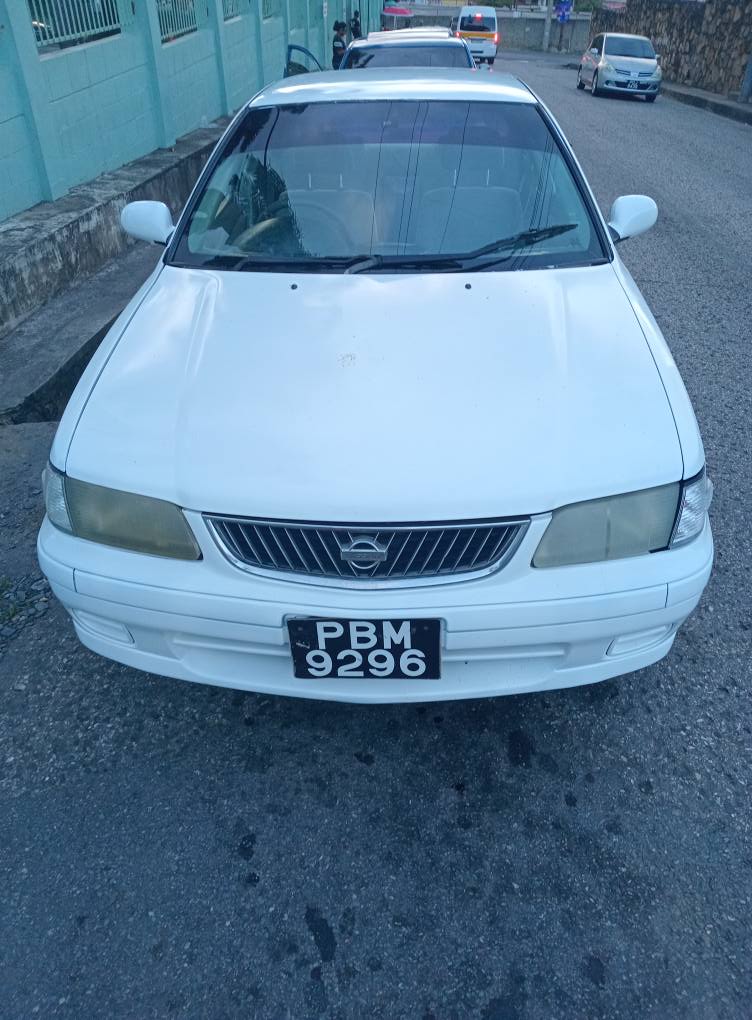 nissan b15