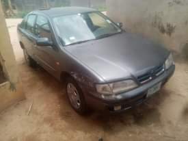 A picture of 2000 nissan 2000