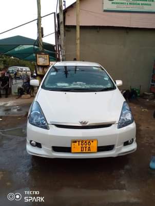 A picture of Toyota Wish old model Inauzwa