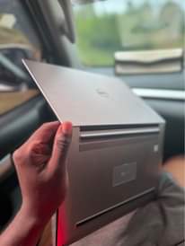 A picture of USED Dell XPS 13 9350